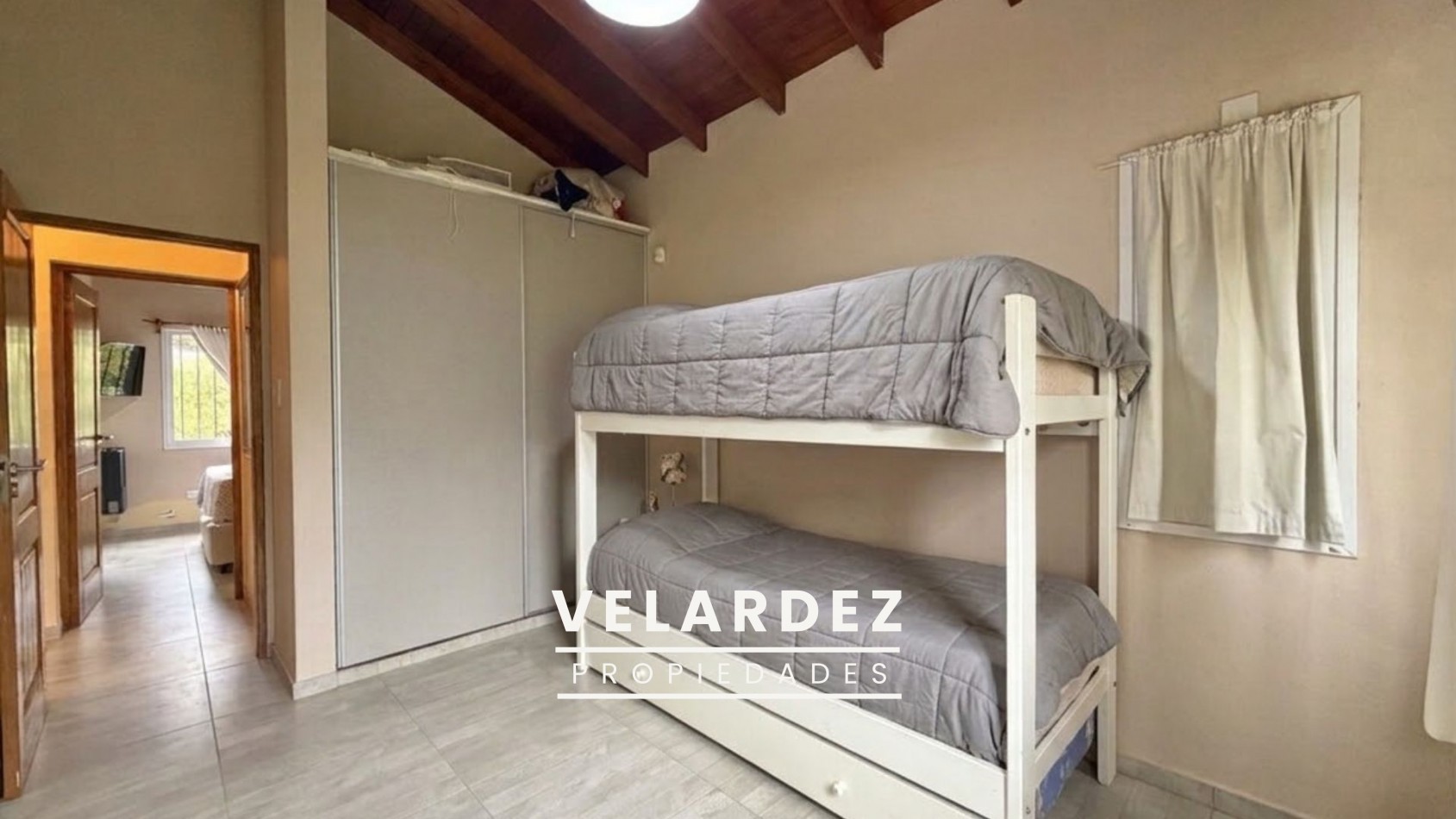 Casa en Venta en Pinamar - Barrio Nayades