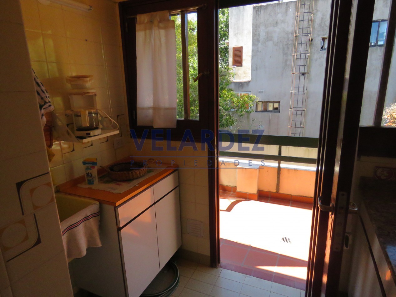 2 ambientes - zona hospital - DISPONIBLE ULTIMA SEMANA DE ENERO (24 a 31)