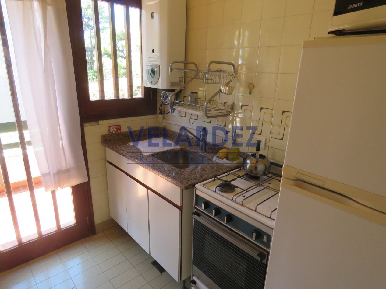 2 ambientes - zona hospital - DISPONIBLE ULTIMA SEMANA DE ENERO (24 a 31)