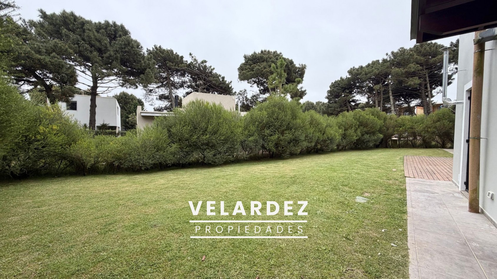 Casa en Venta en Pinamar - Barrio Nayades