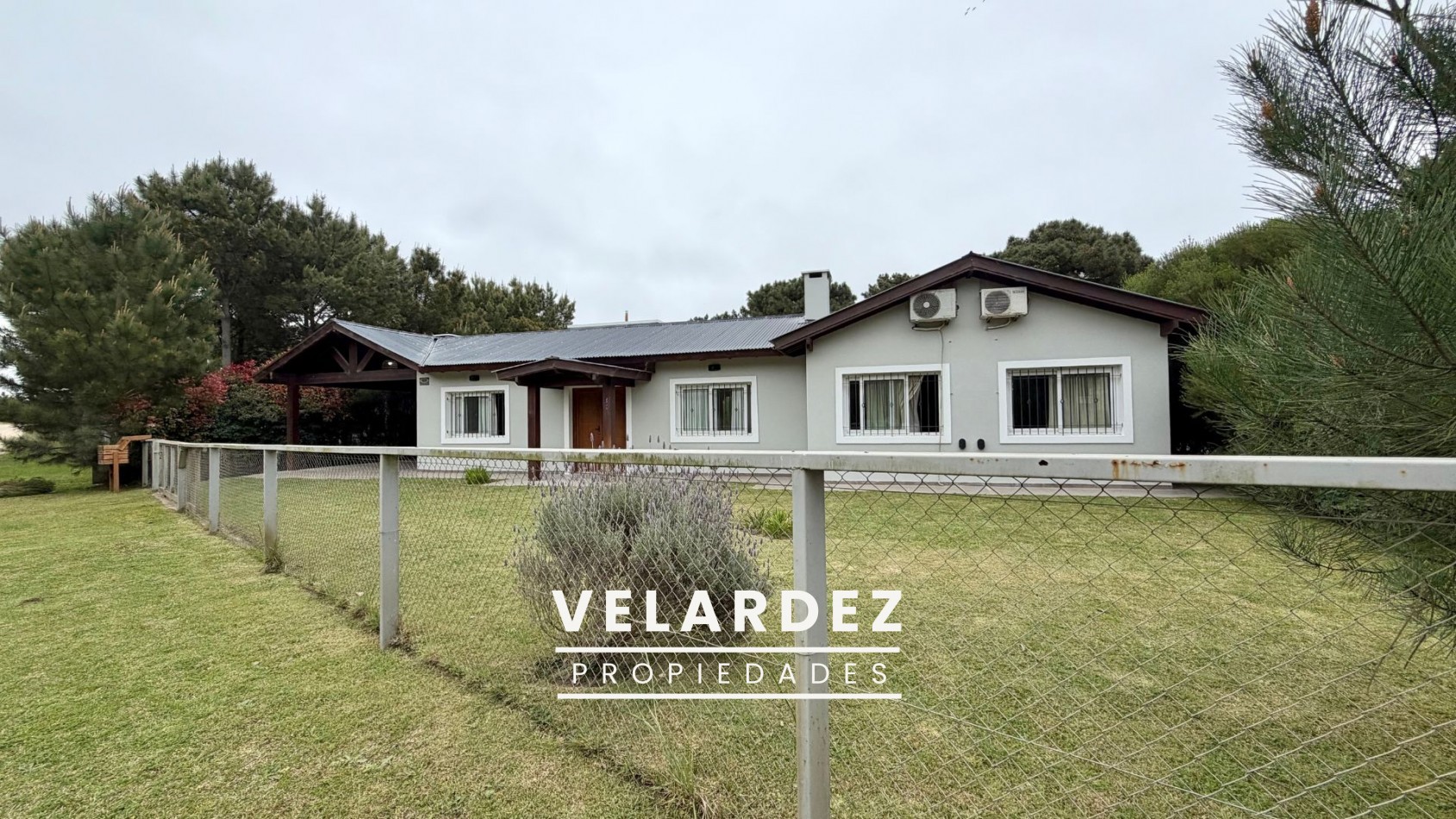 Casa en Venta en Pinamar - Barrio Nayades
