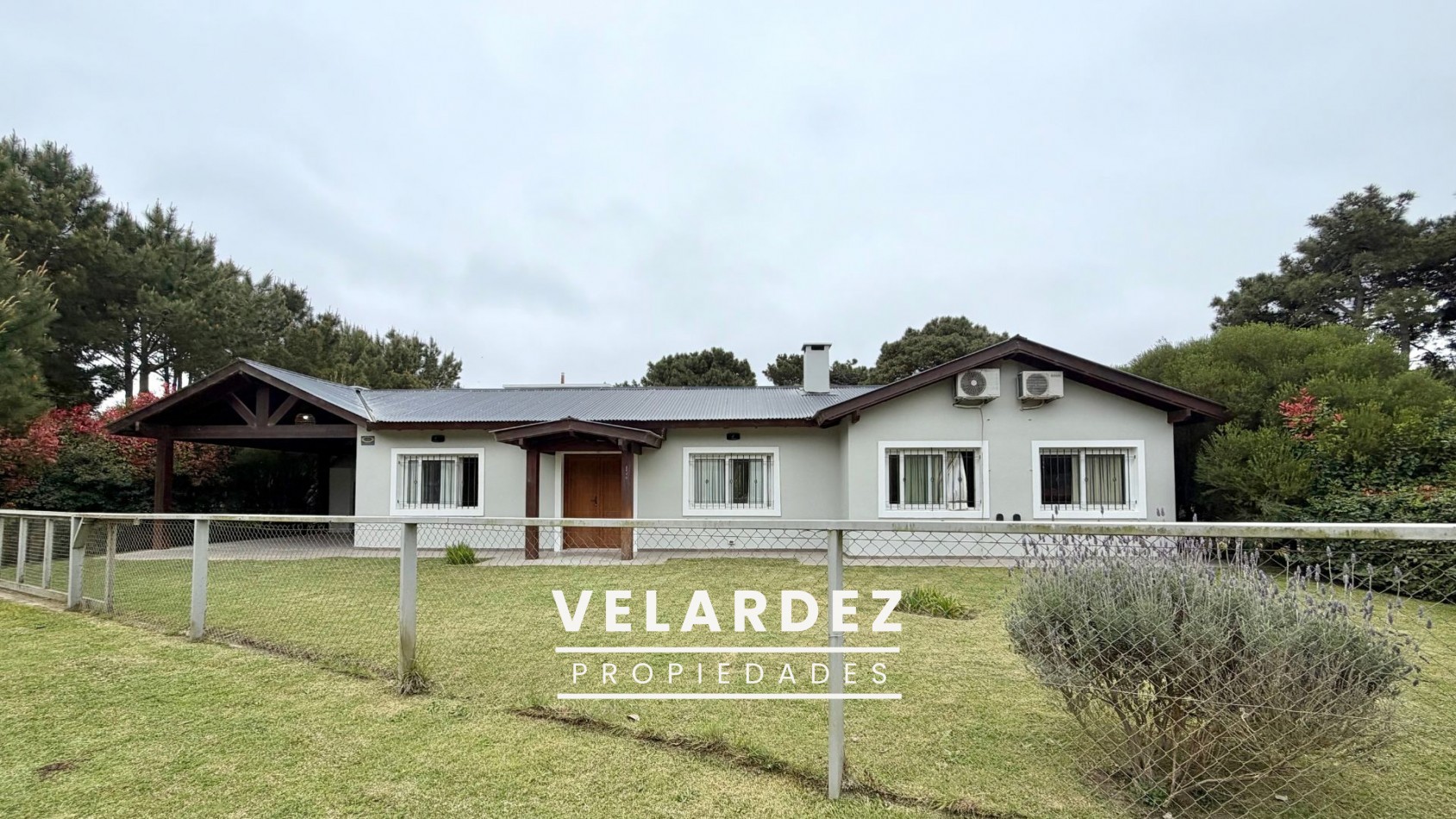 Casa en Venta en Pinamar - Barrio Nayades
