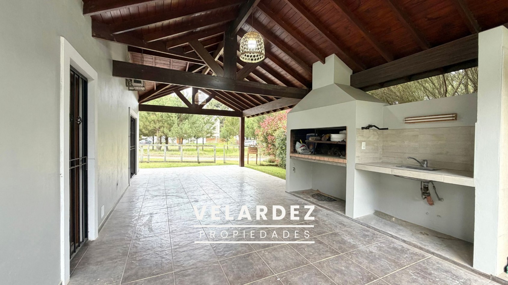 Casa en Venta en Pinamar - Barrio Nayades